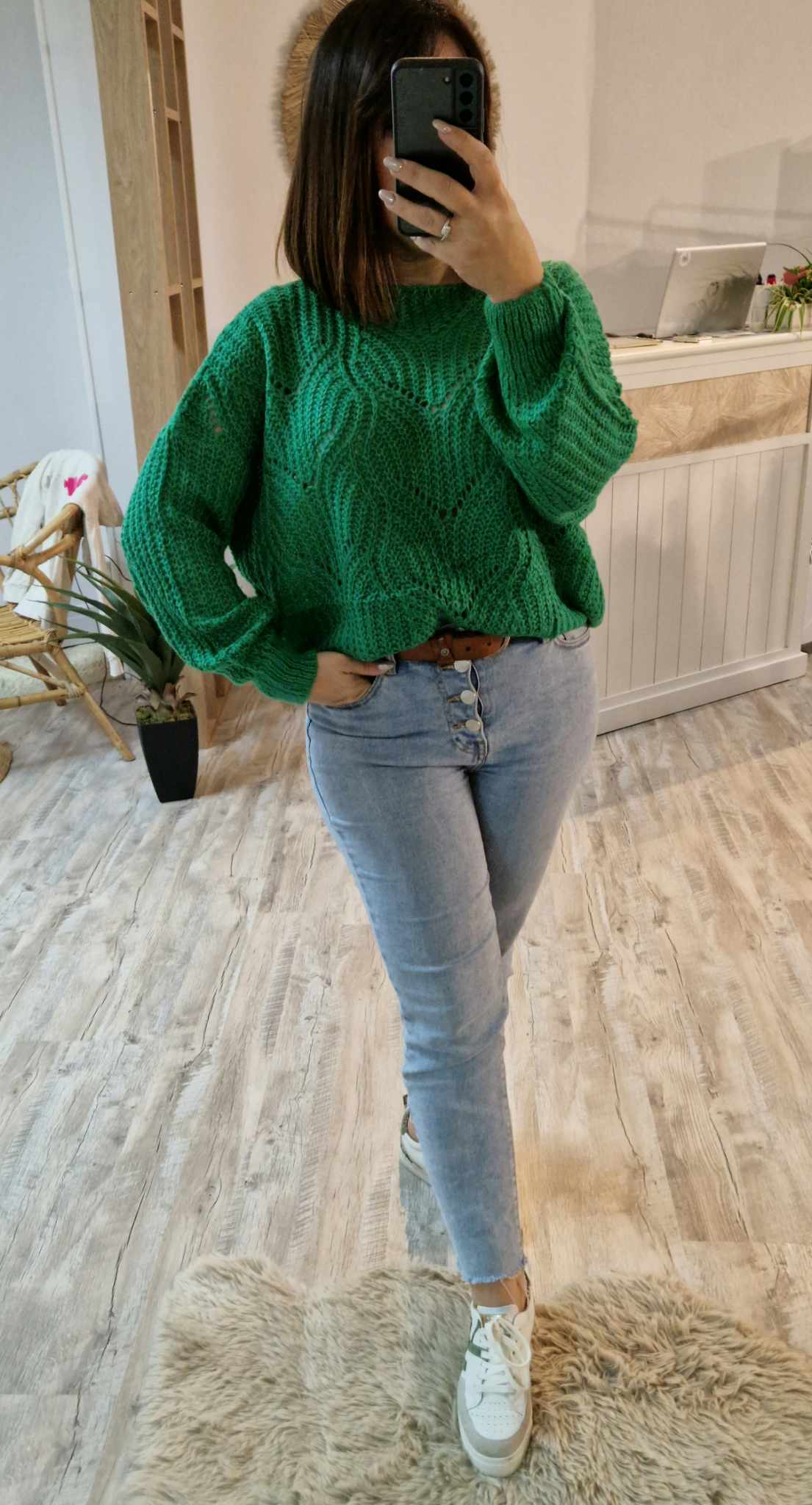 Pull Lara