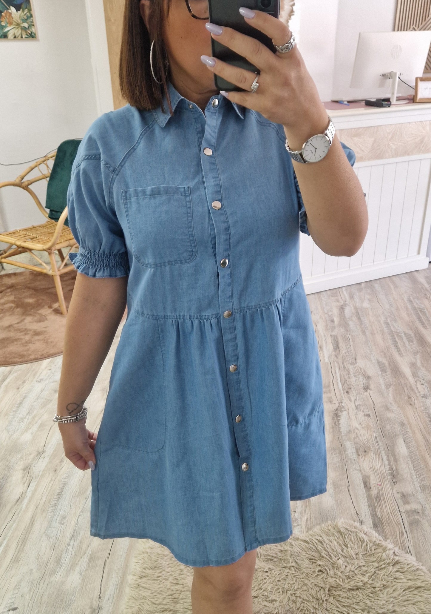 Robe Aubrey