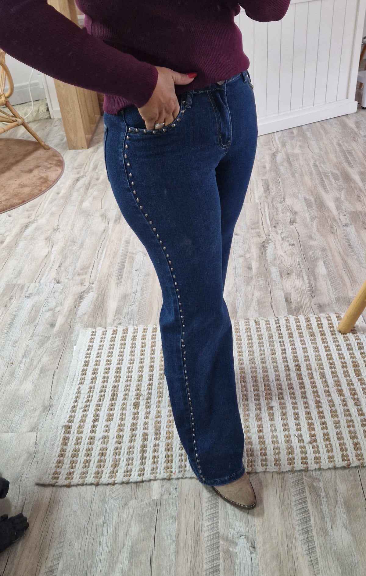 Jeans flare studs