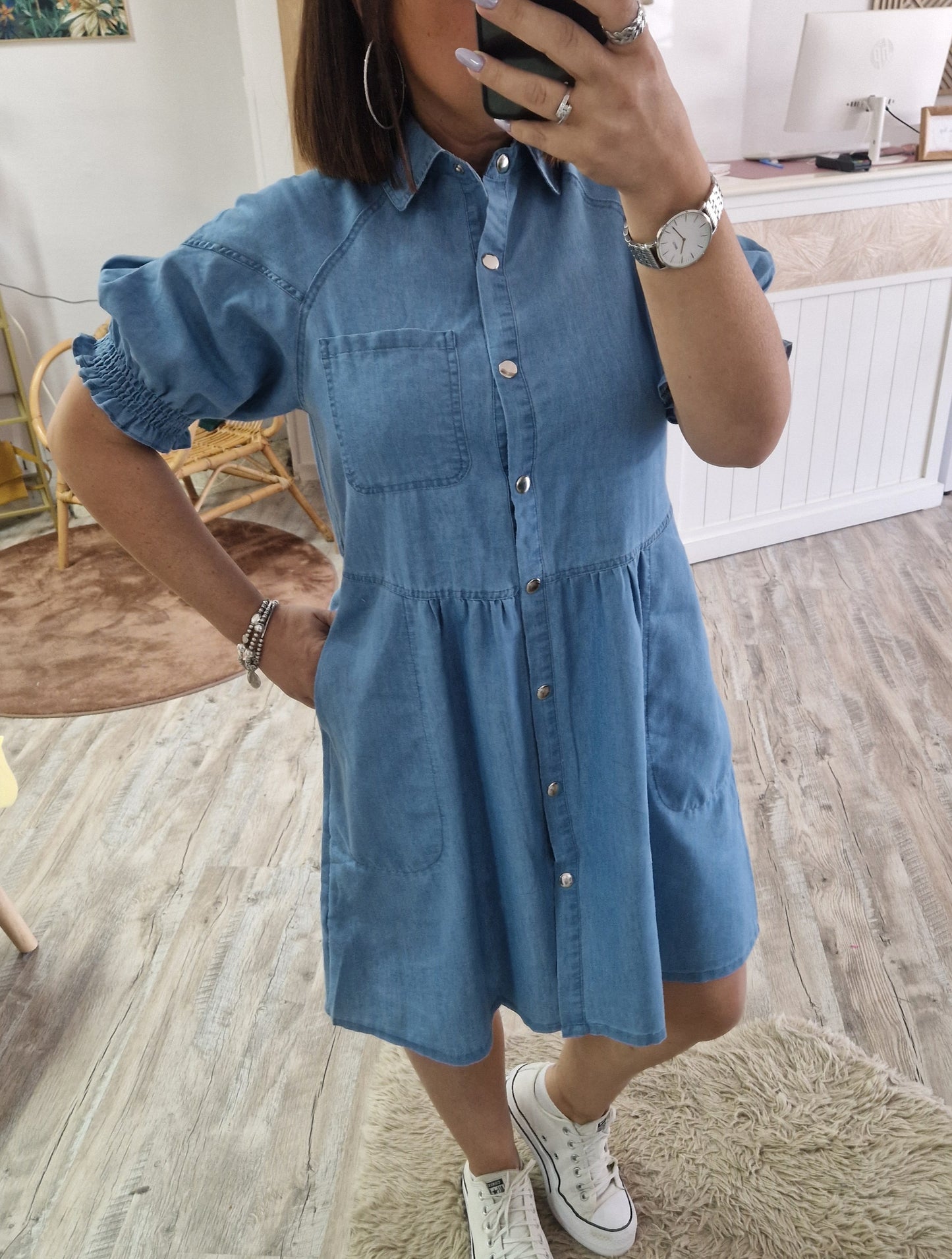 Robe Aubrey