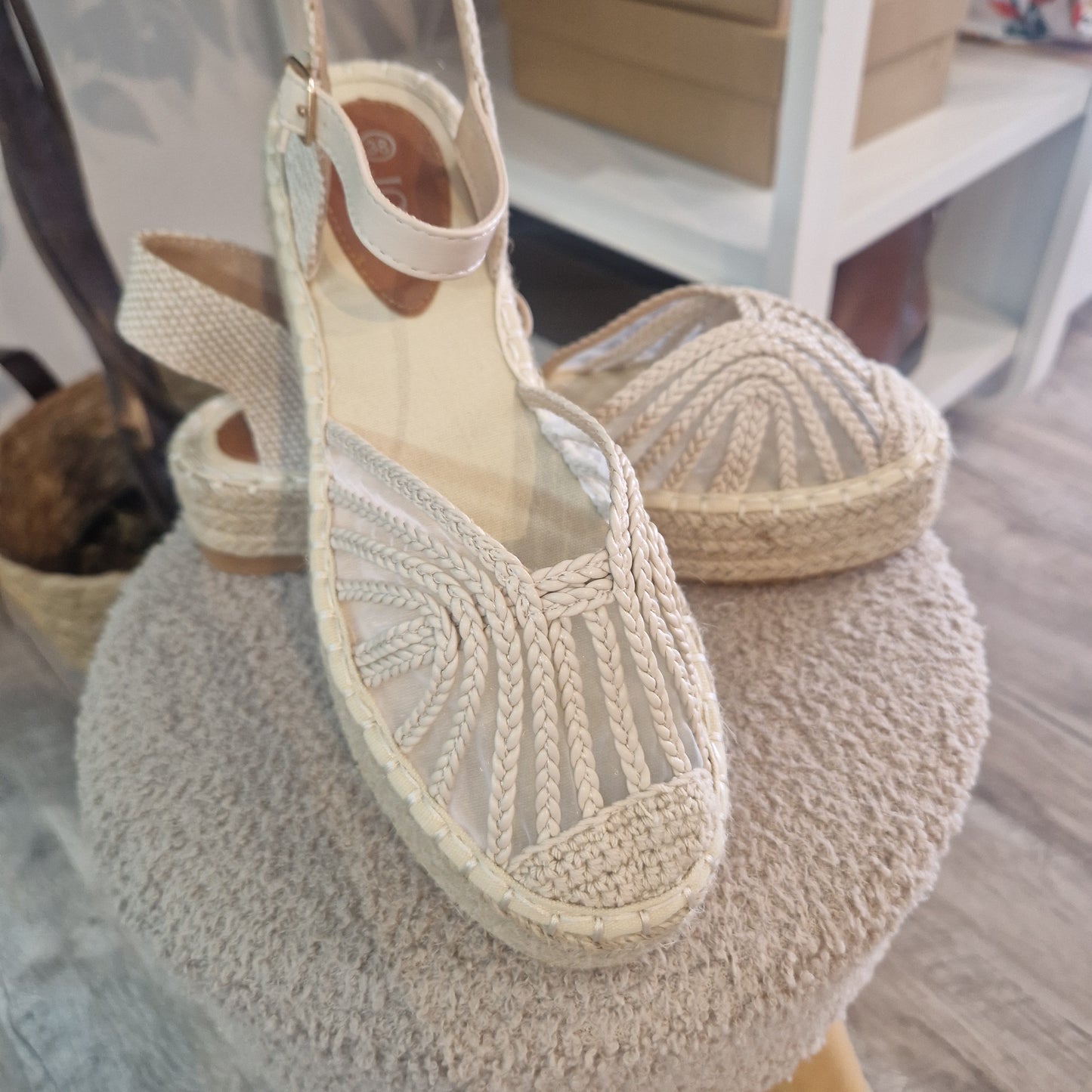 Sandales